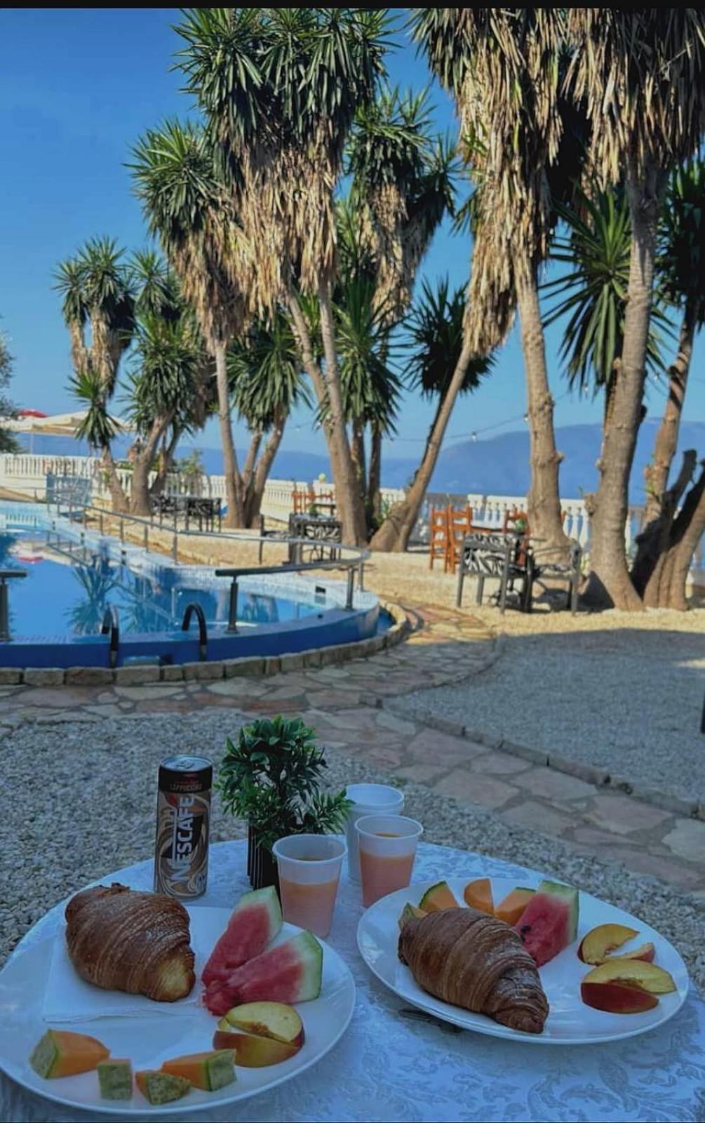 Blue Dream Holiday Hotel Vlorë Extérieur photo